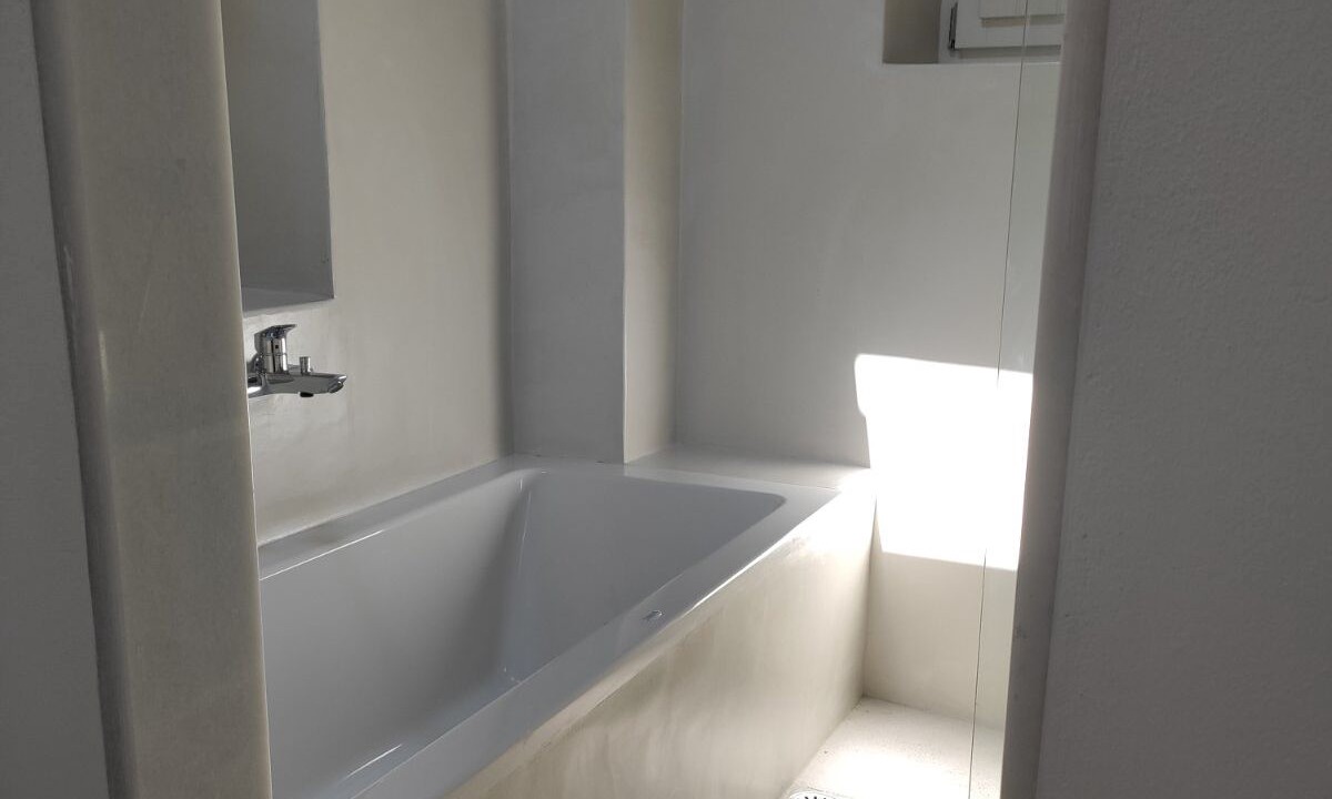 Photo of Bathroom in Parikia