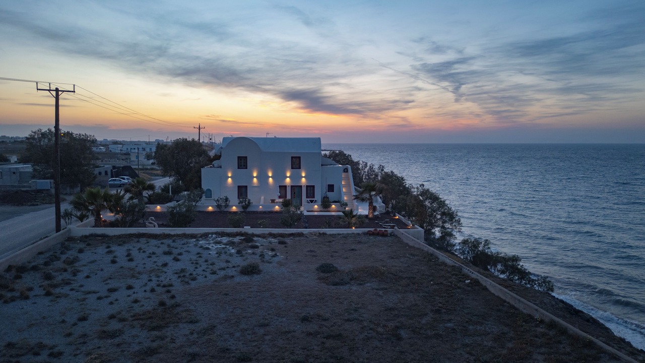 Photo of Outdoor in Kamari