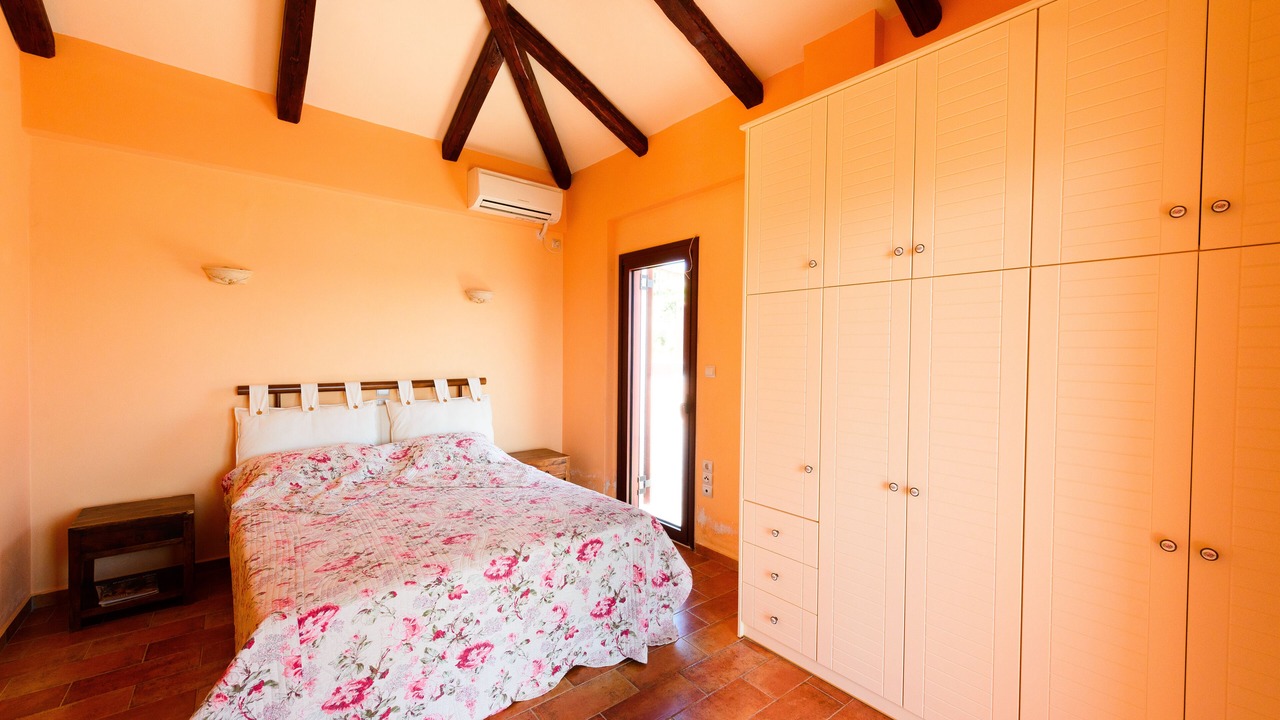 Photo of Bedroom in Karystos