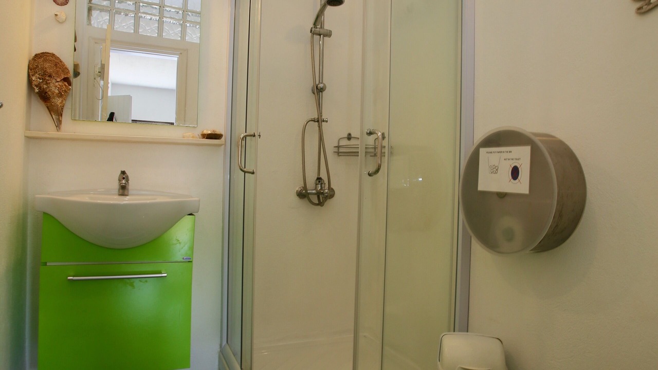 Photo of Bathroom in Pisses