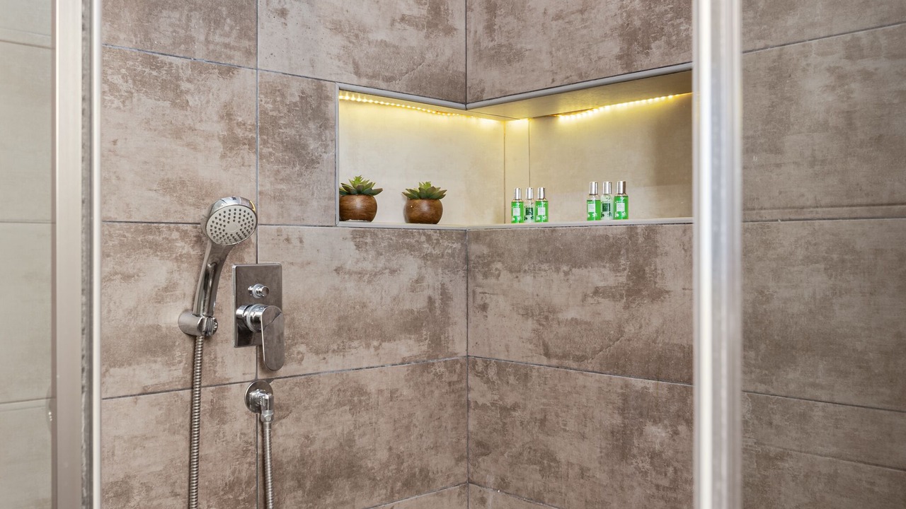 Photo of Bathroom in Makrigianni