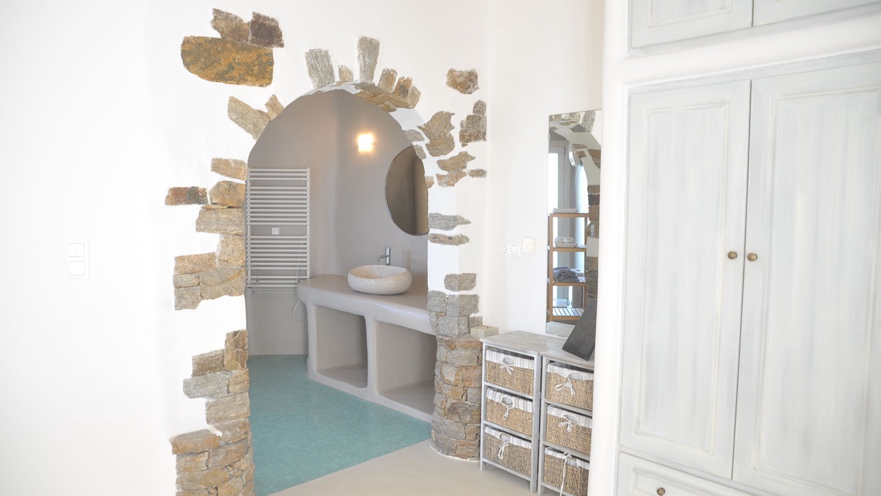 Photo of Bathroom in Maragas