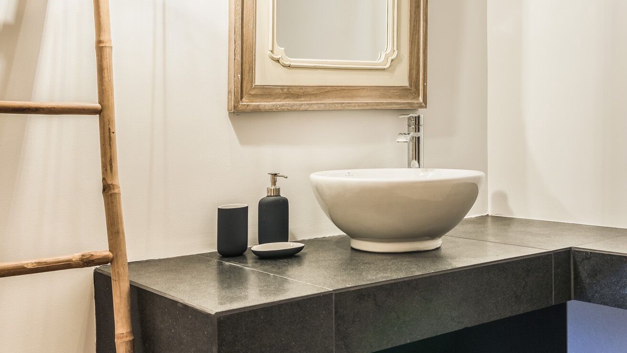 Photo of Bathroom in Penteli