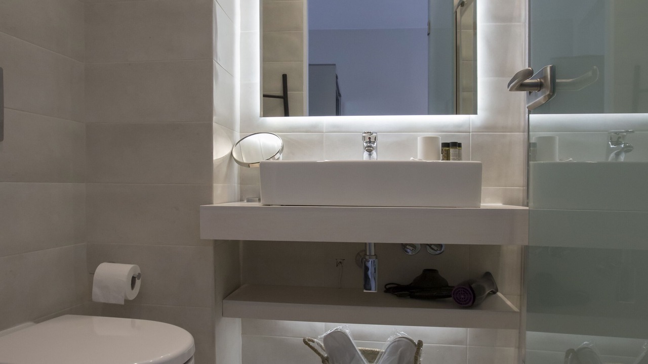 Photo of Bathroom in Athens City Centre