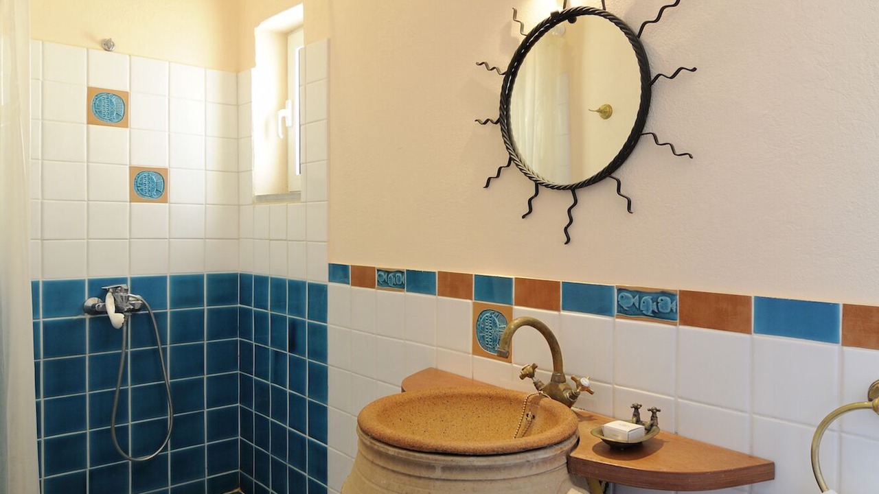 Photo of Bathroom in Pisses