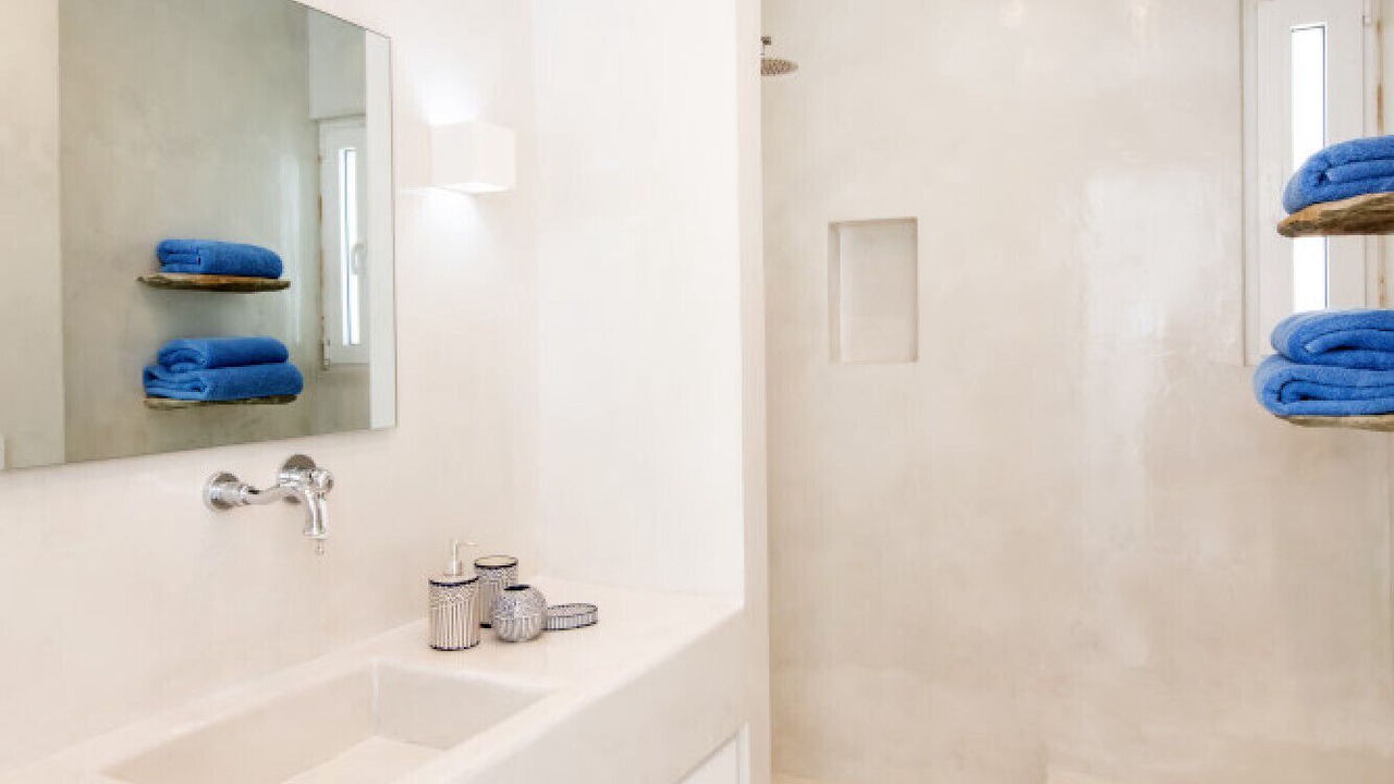 Photo of Bathroom in Agios Ioannis