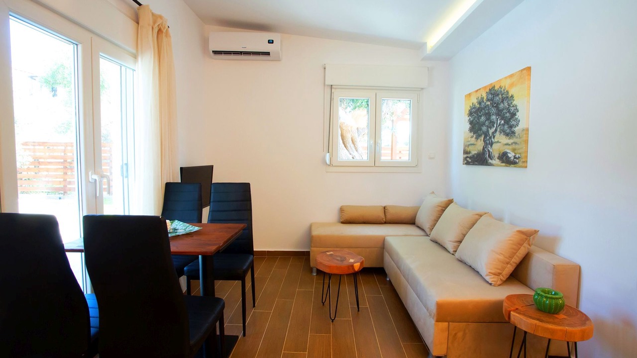 Photo of Livingroom in Sithonia