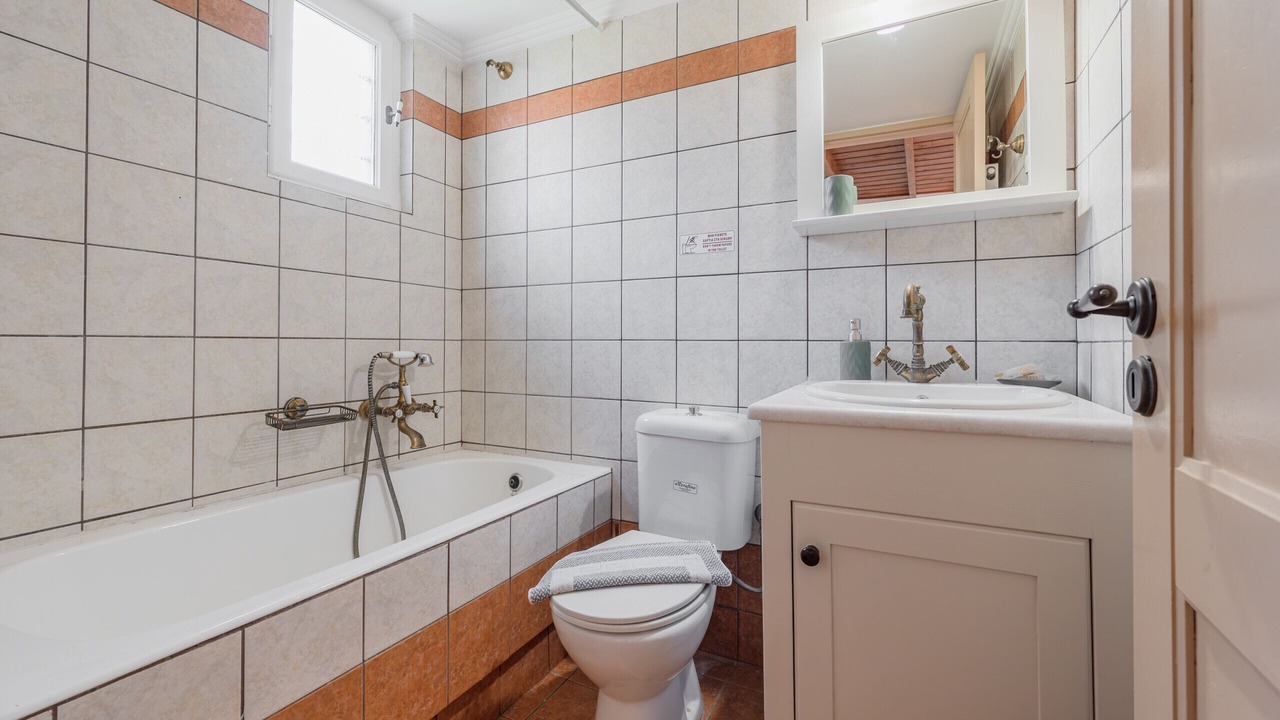 Photo of Bathroom in Douliana