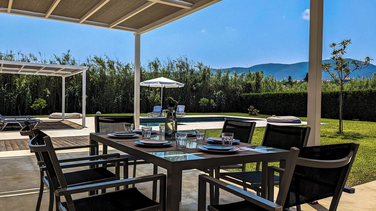 Photo of Outdoor in Alonia