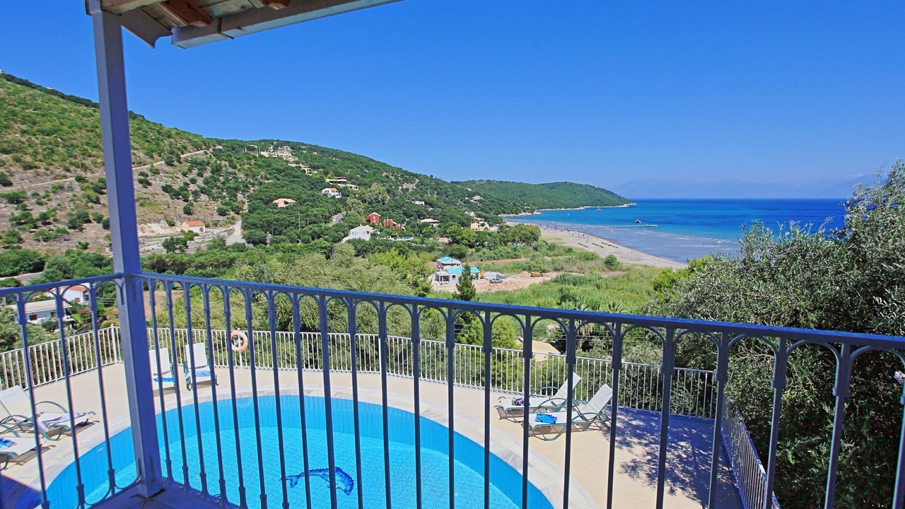 Photo of Patio Balcony in Apraos
