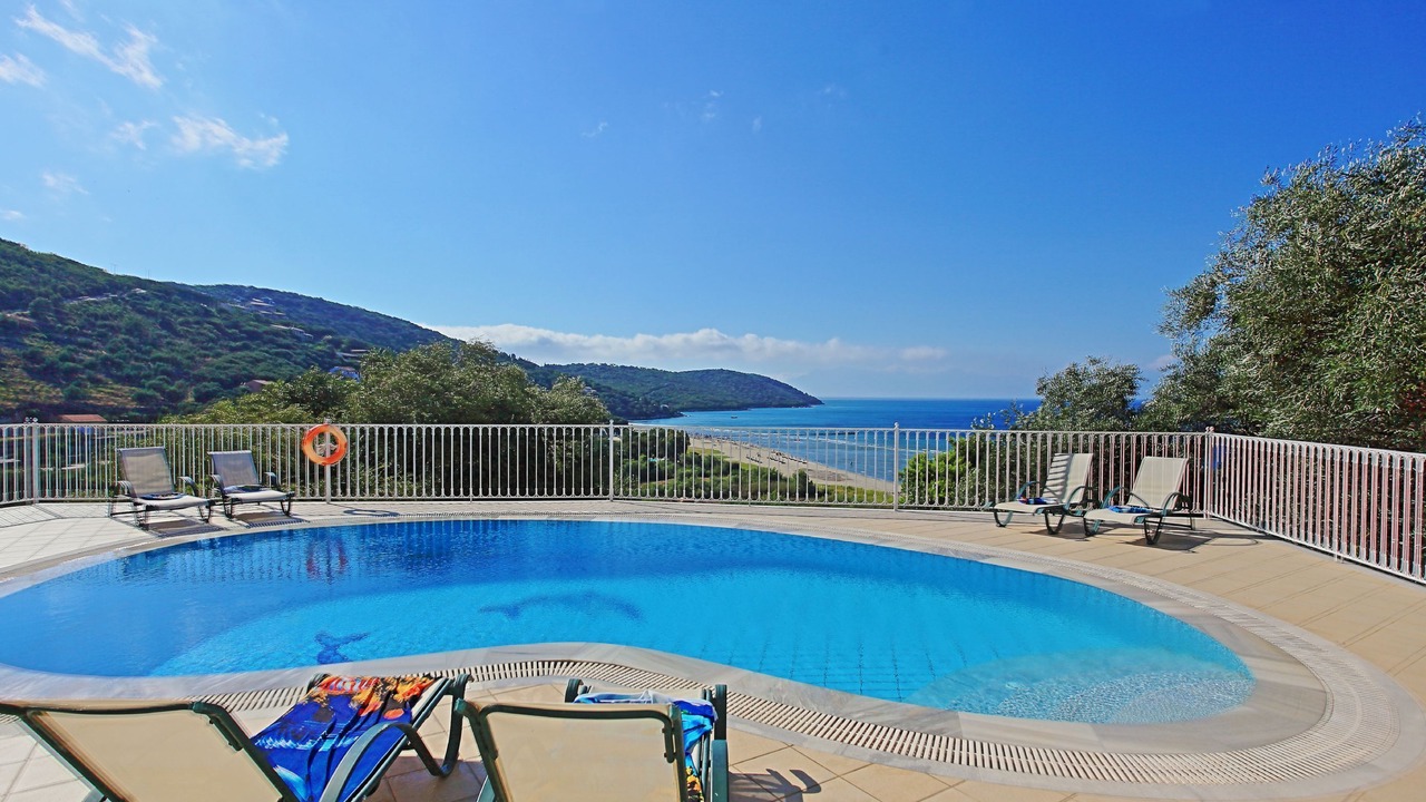 Photo of Outdoor in Apraos