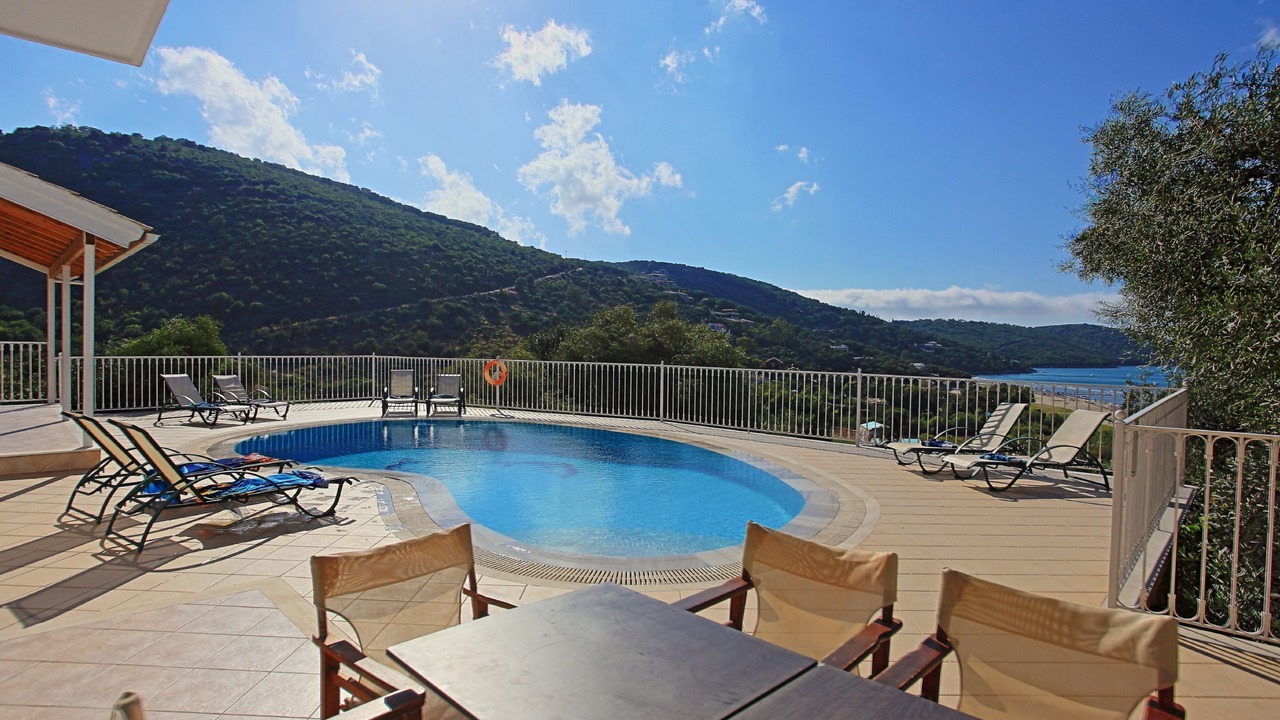 Photo of Outdoor in Apraos