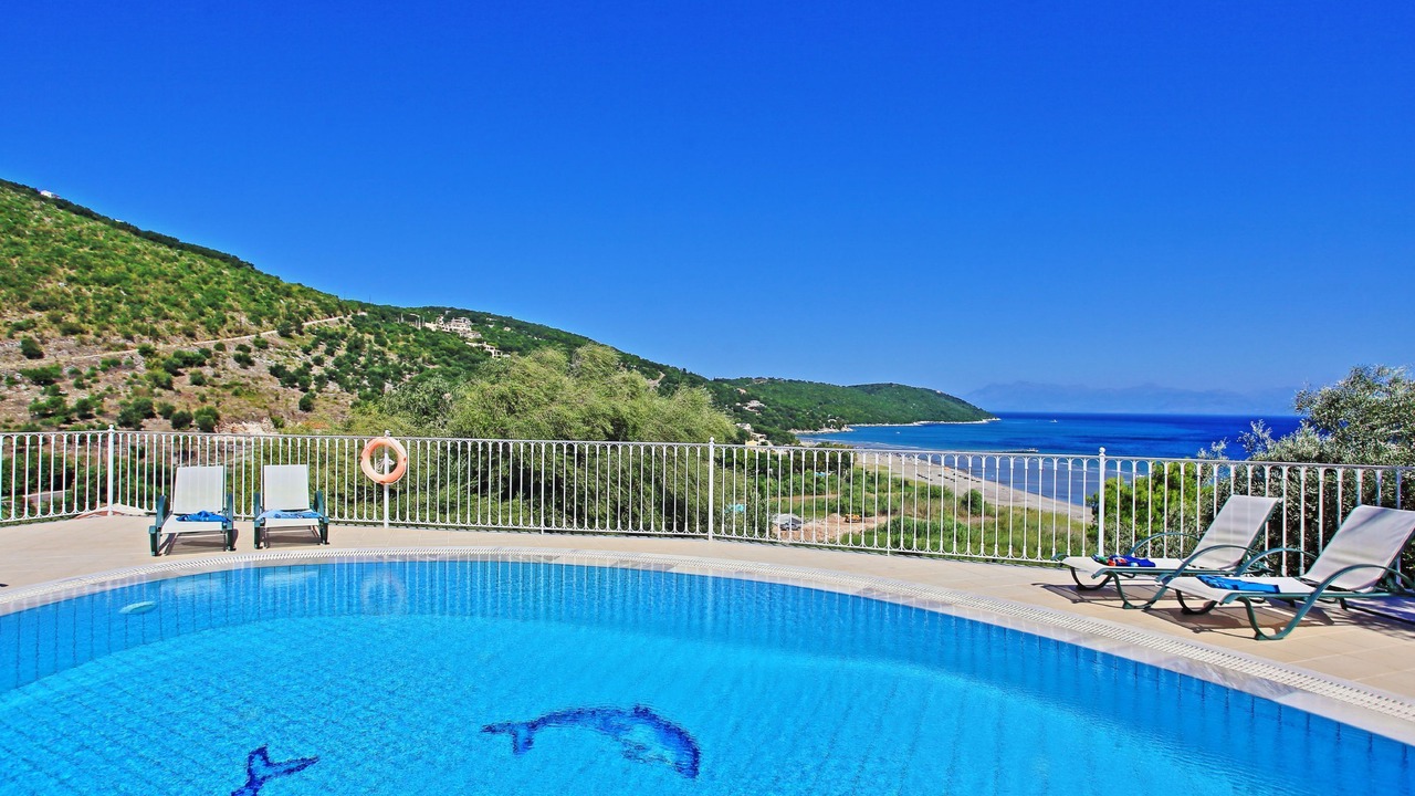 Photo of Outdoor in Apraos