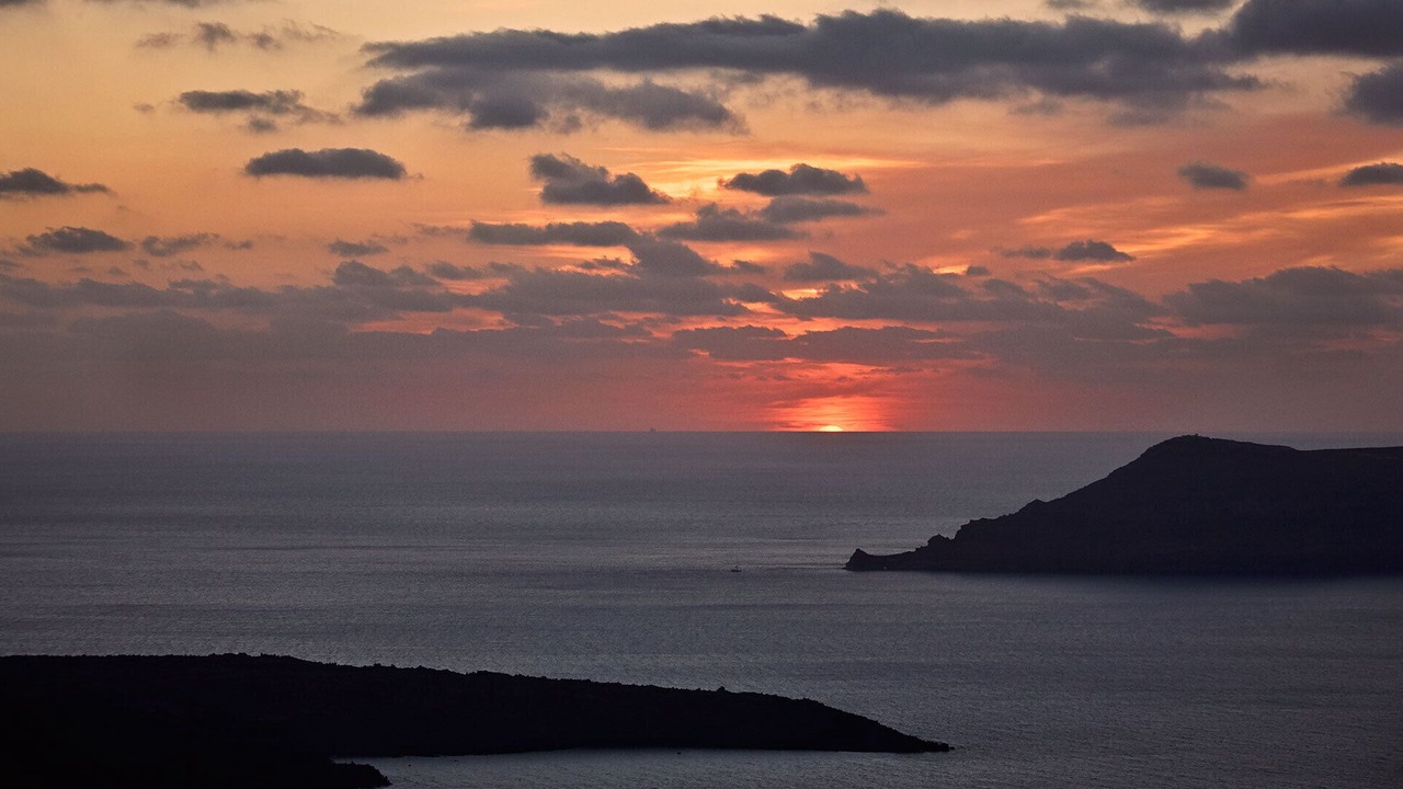 Photo of Others in Fira