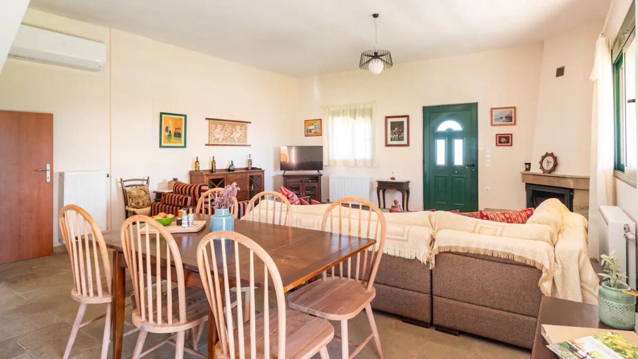 Photo of Livingroom in Nea Tirintha