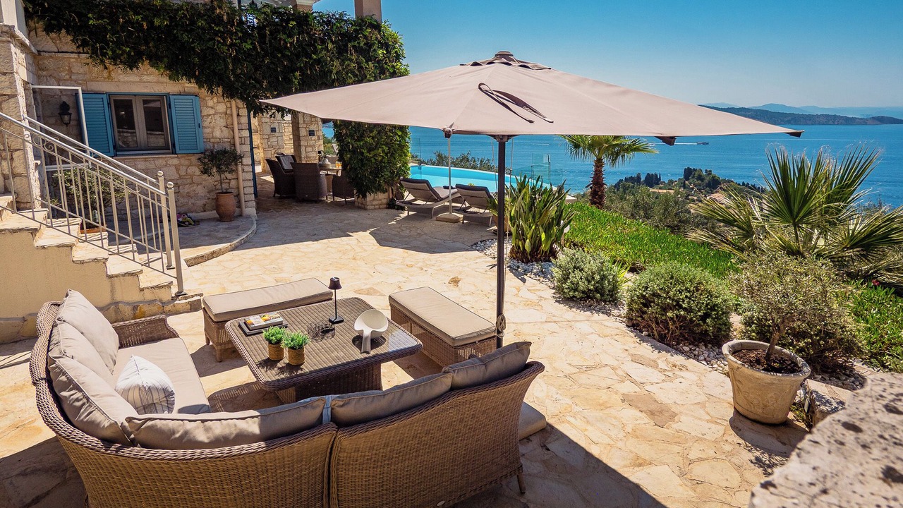 Photo of Patio Balcony in Petaleia
