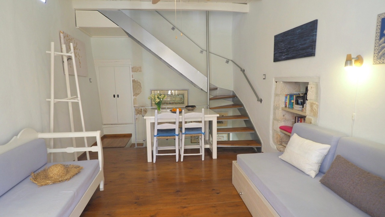 Photo of Livingroom in Old Town