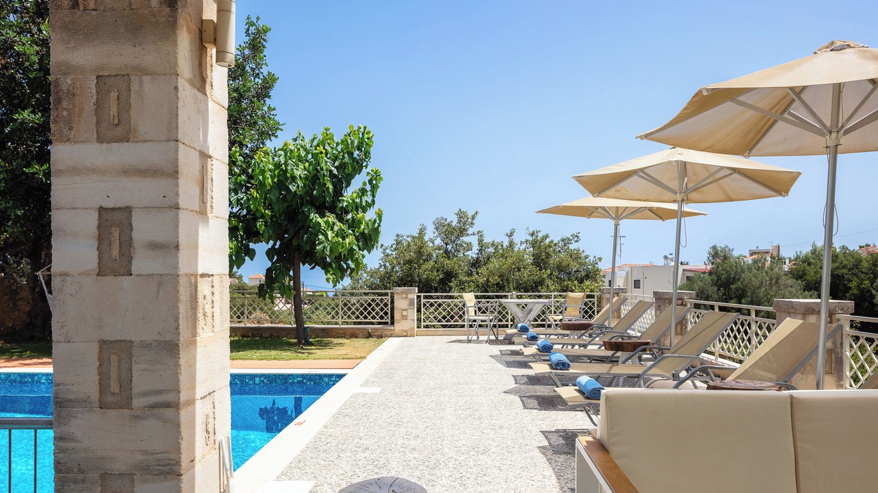 Photo of Outdoor in Roussospiti