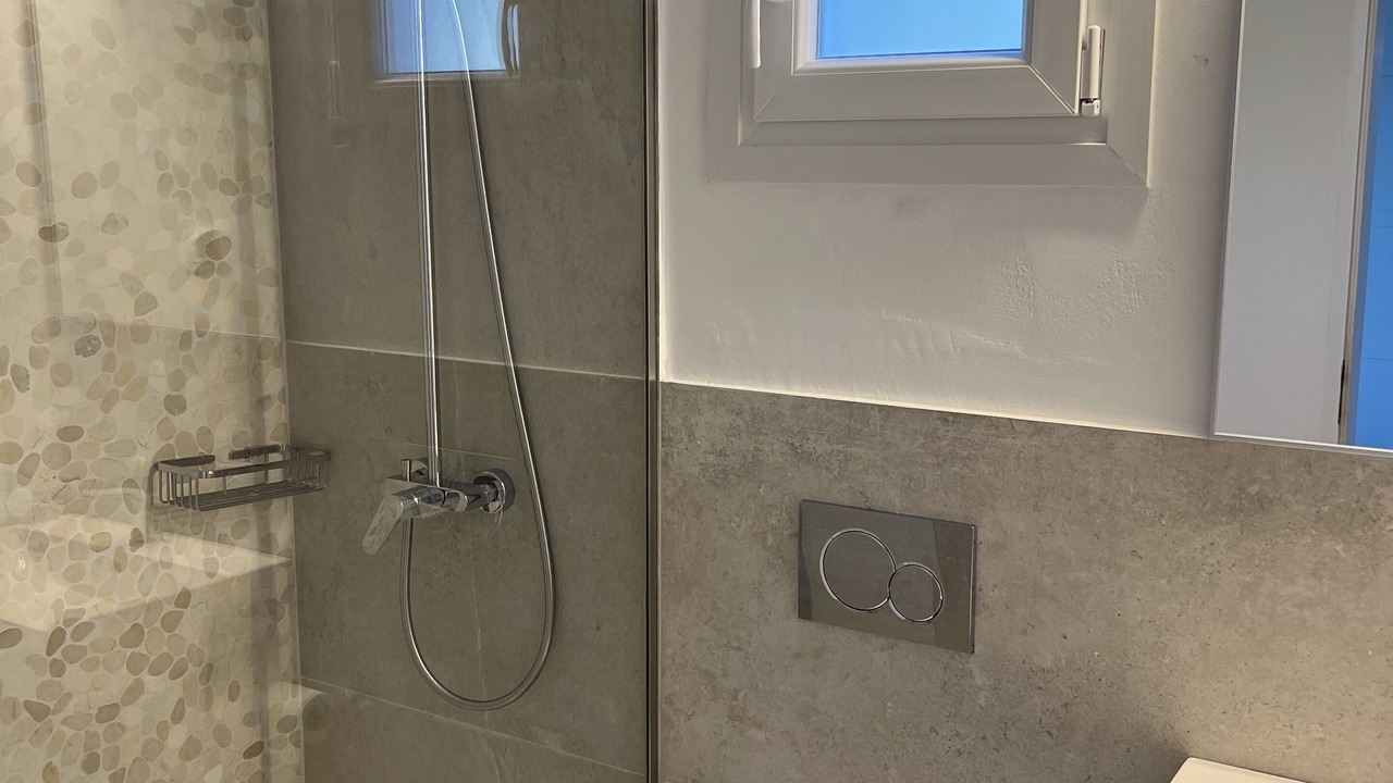 Photo of Bathroom in Gimari