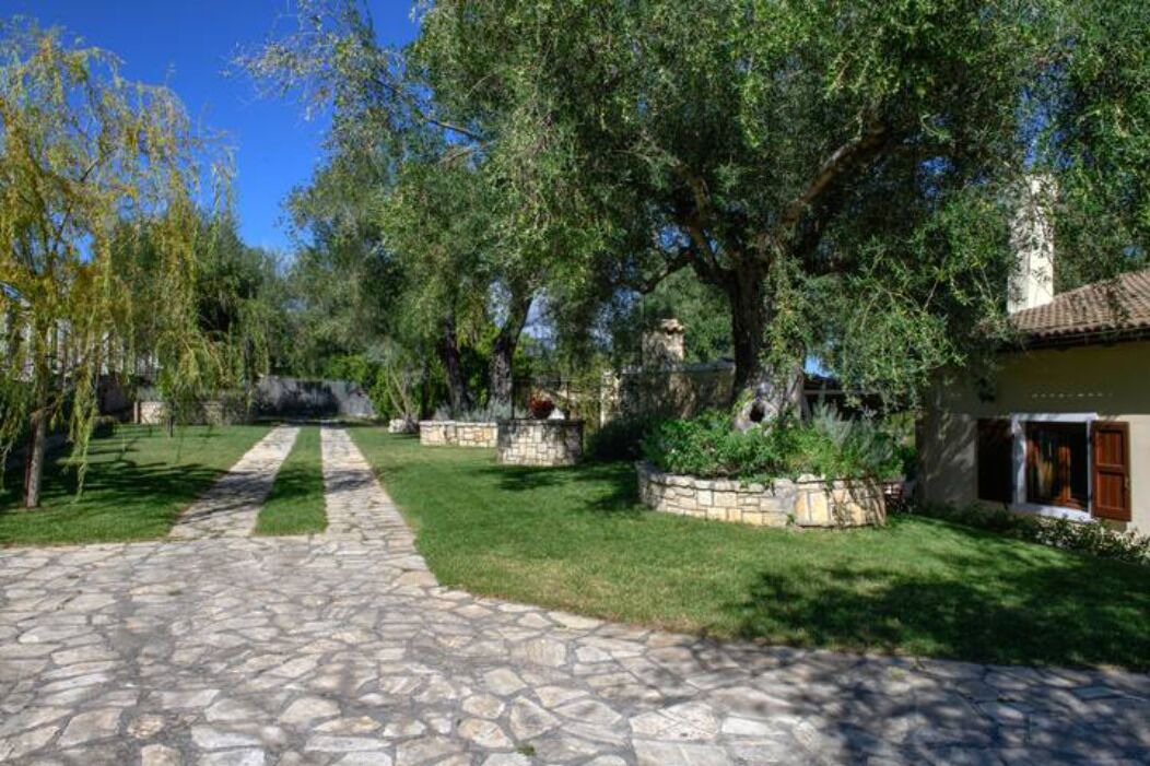 Photo of Outdoor in Poulades