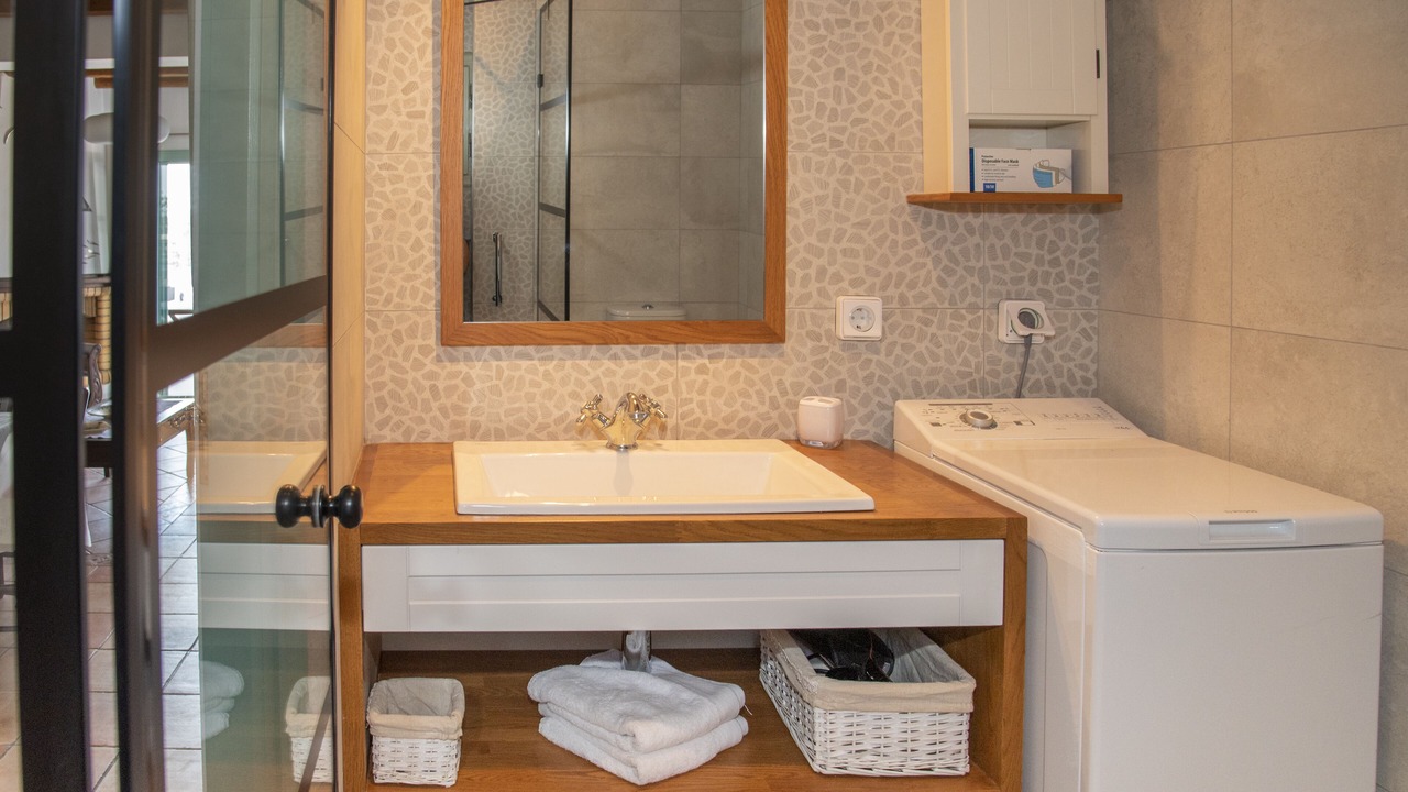 Photo of Bathroom in Apollonia