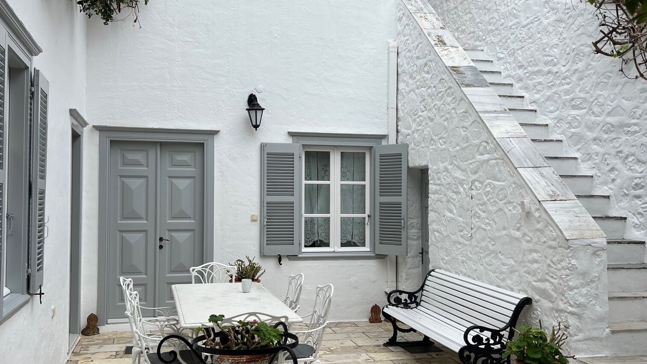 Photo of Outdoor in idhra