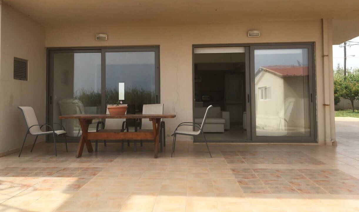 Photo of Patio Balcony in Pyrgos Psilonerou