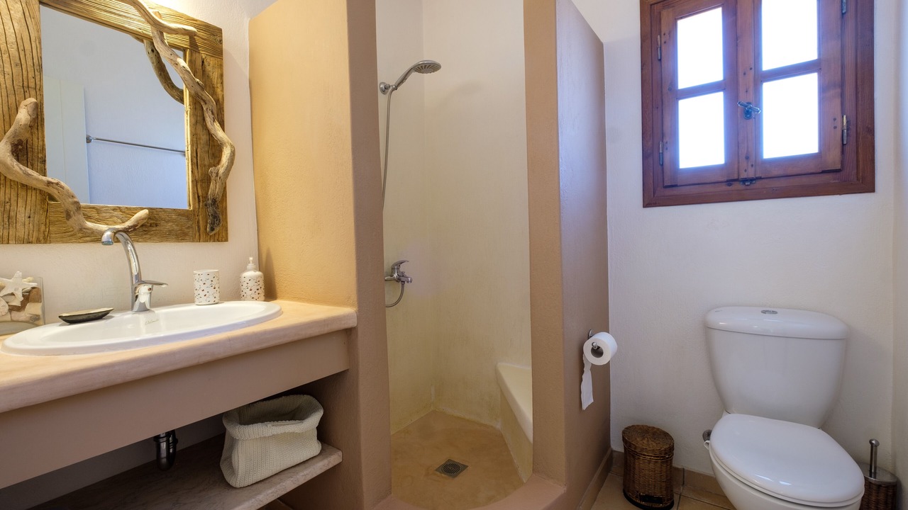 Photo of Bathroom in Vourkari