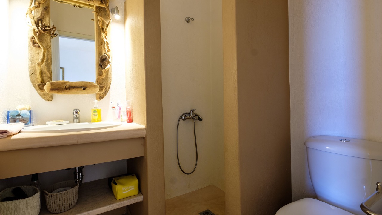 Photo of Bathroom in Vourkari