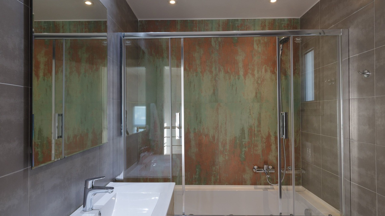 Photo of Bathroom in Adele