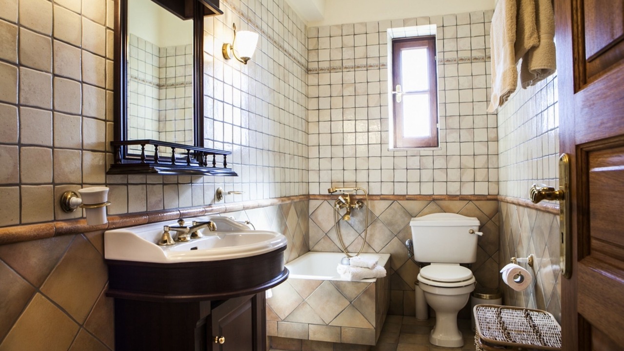 Photo of Bathroom in Mesovounia