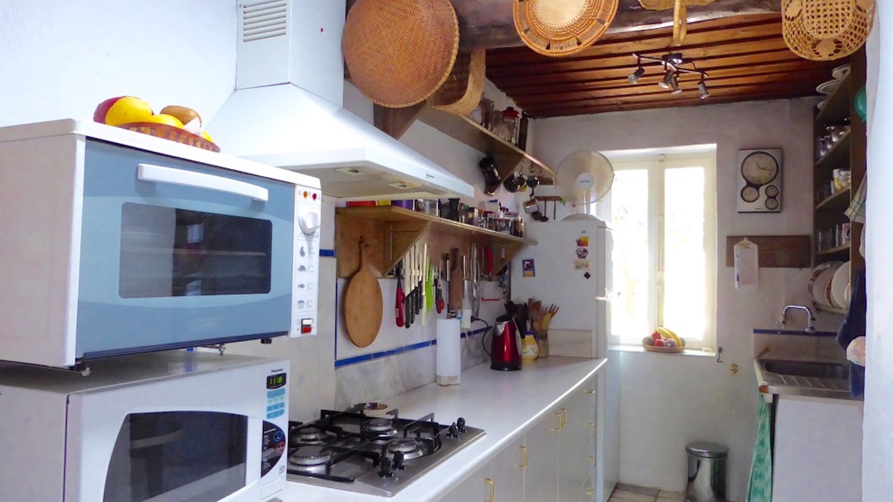 Photo of Kitchen in East Mani