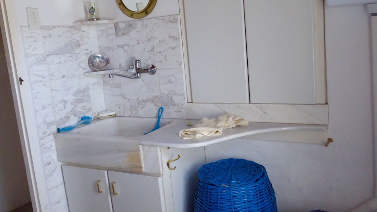 Photo of Bathroom in East Mani