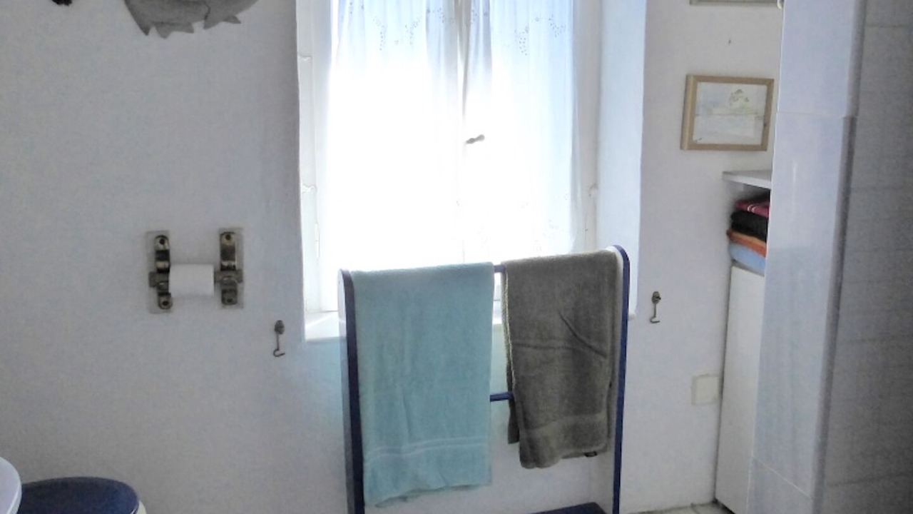 Photo of Bathroom in East Mani