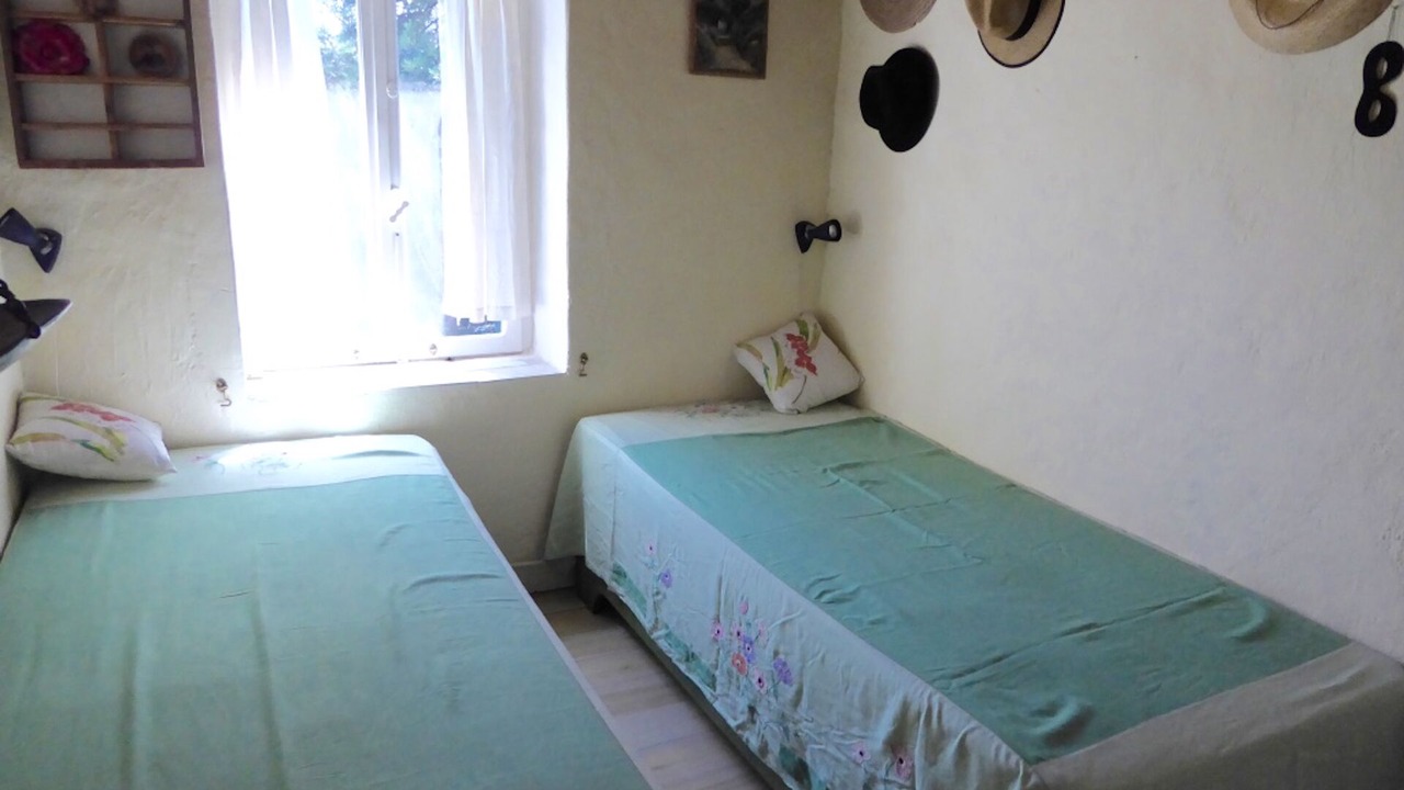 Photo of Bedroom in East Mani