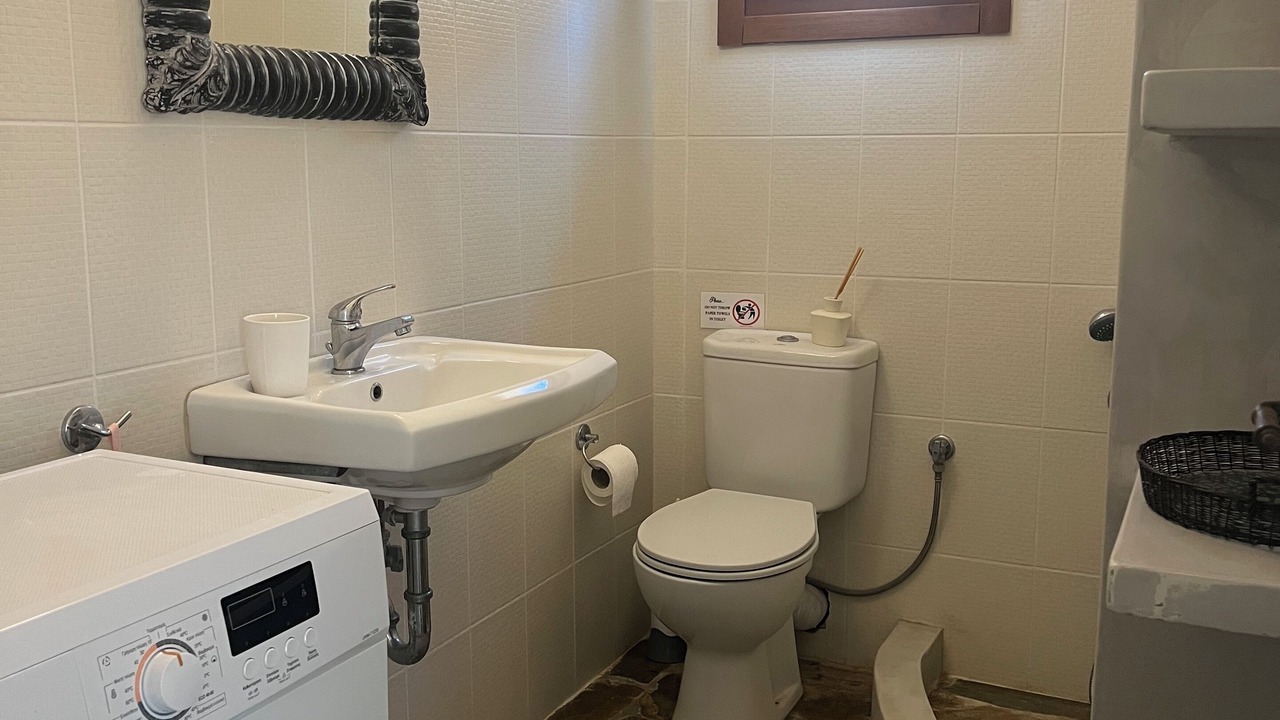 Photo of Bathroom in Gavrio
