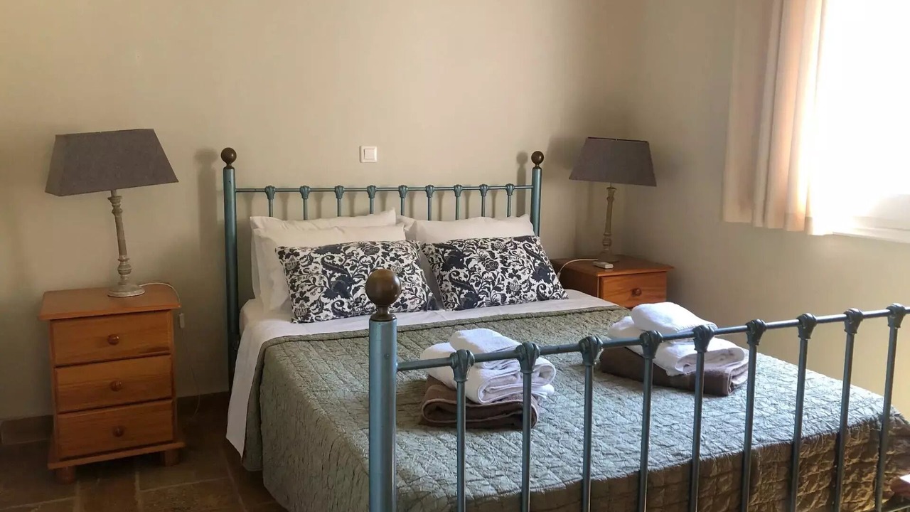 Photo of Bedroom in Parelioi
