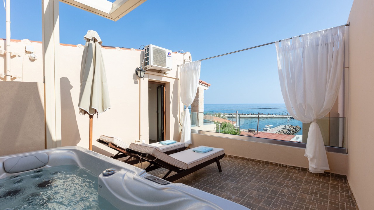 Photo of Patio Balcony in Panormos