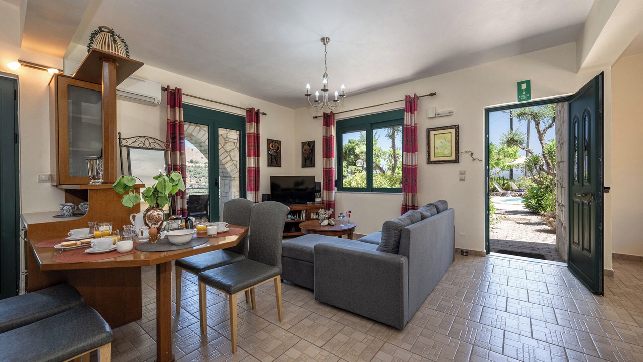 Photo of Livingroom in Exopoli