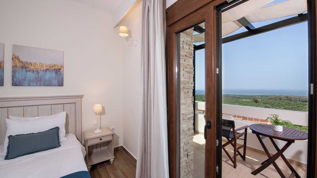 Photo of Bedroom in Pikris