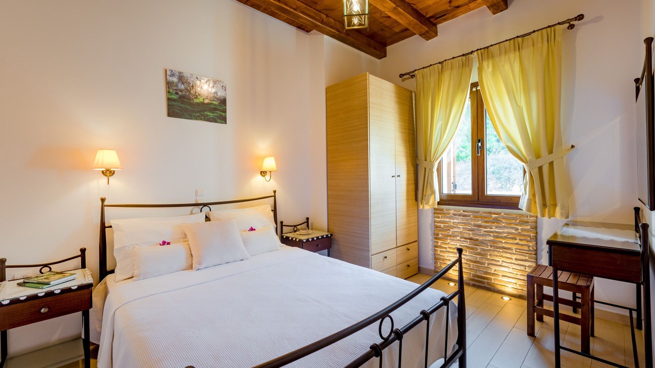 Photo of Bedroom in Skinaria