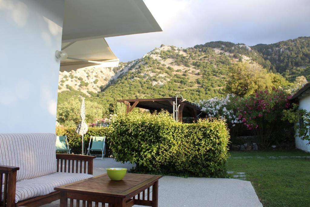 Photo of Outdoor in Salakos