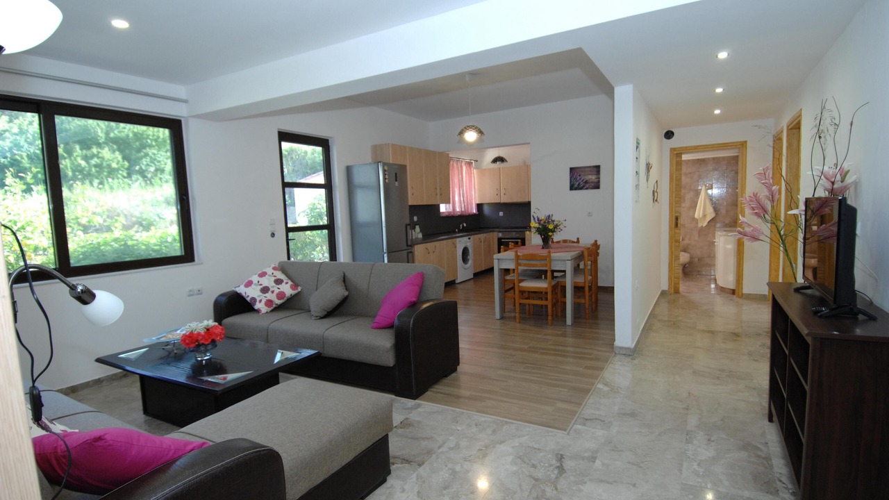 Photo of Livingroom in Salakos