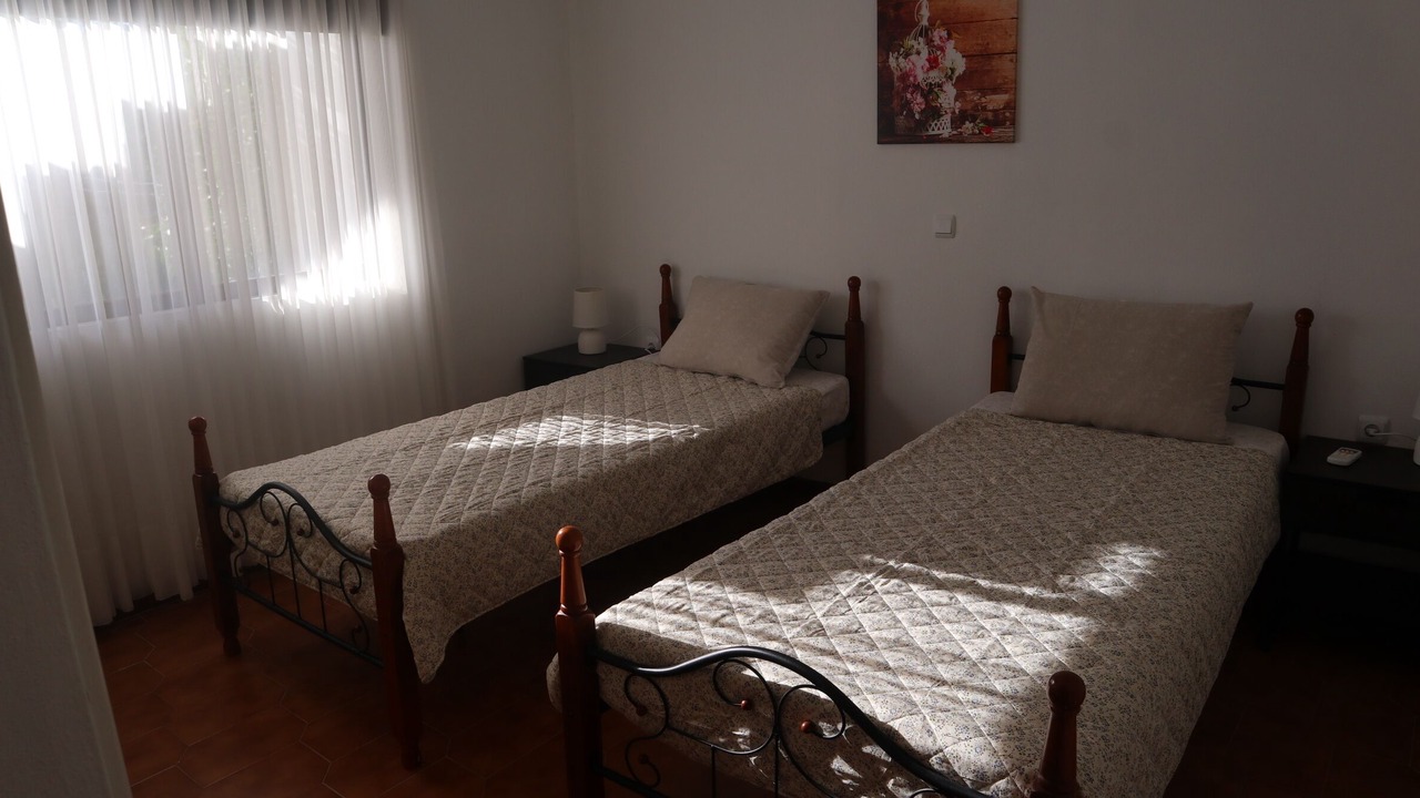 Photo of Bedroom in Salakos