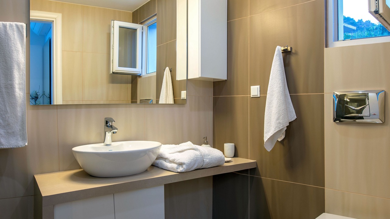 Photo of Bathroom in Achlia
