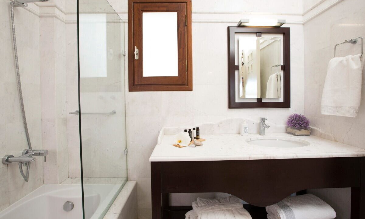 Photo of Bathroom in Agios Ioannis