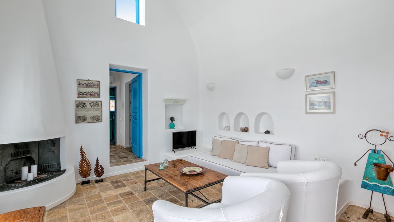 Photo of Livingroom in Akrotiri