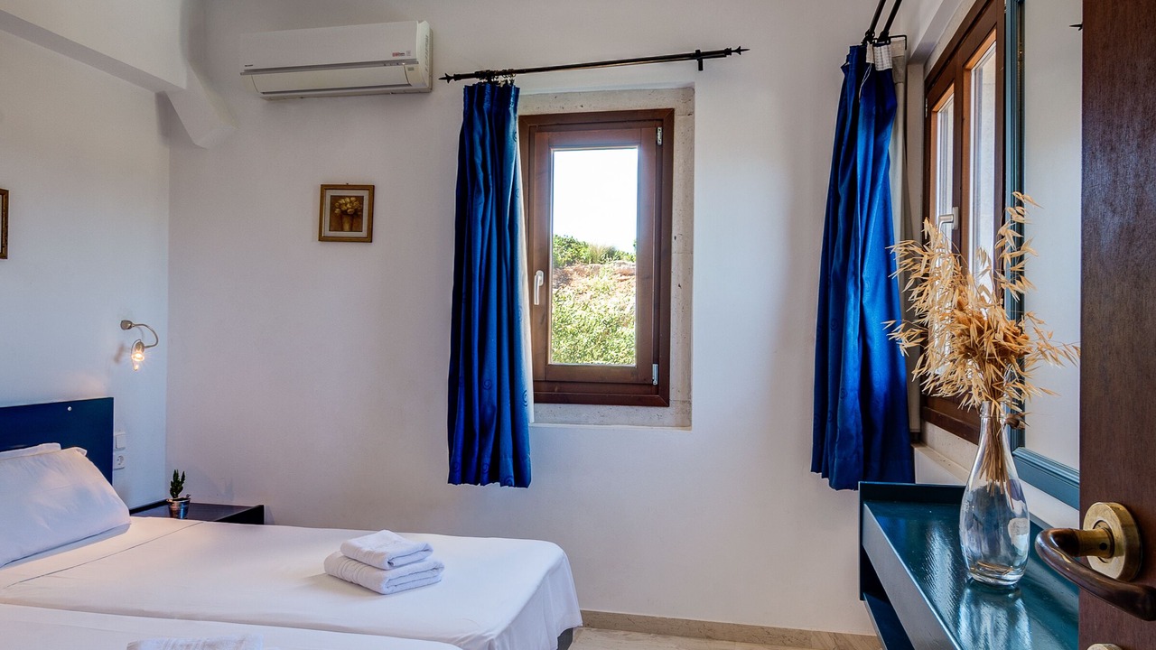 Photo of Bedroom in Makry Gialos