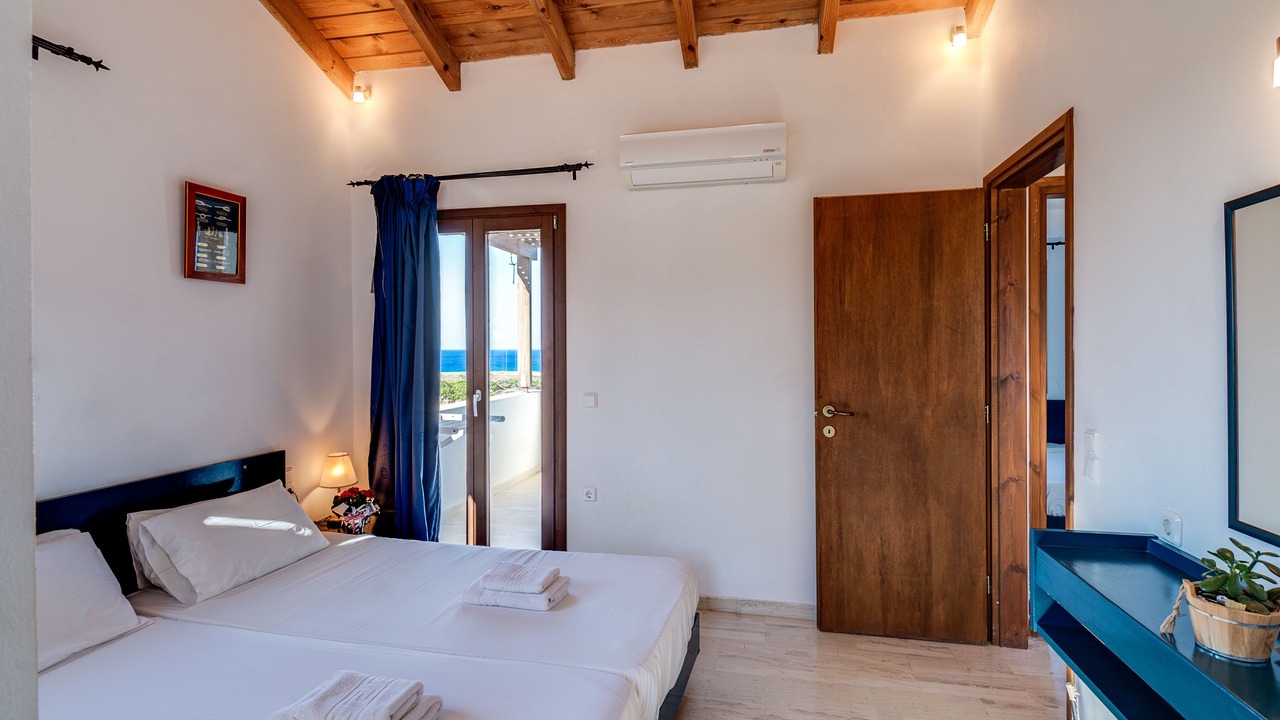 Photo of Bedroom in Makry Gialos
