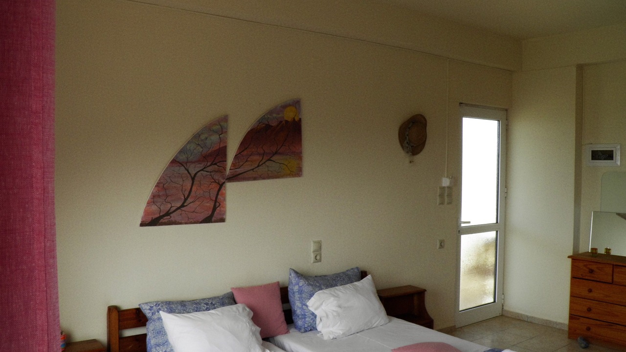 Photo of Bedroom in Neo Kalamaki